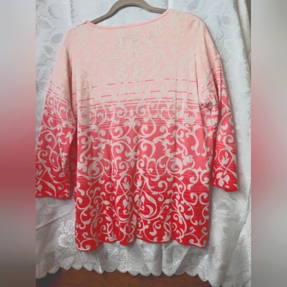 Norm Thompson Sweater (308) - Picture 4 of 10